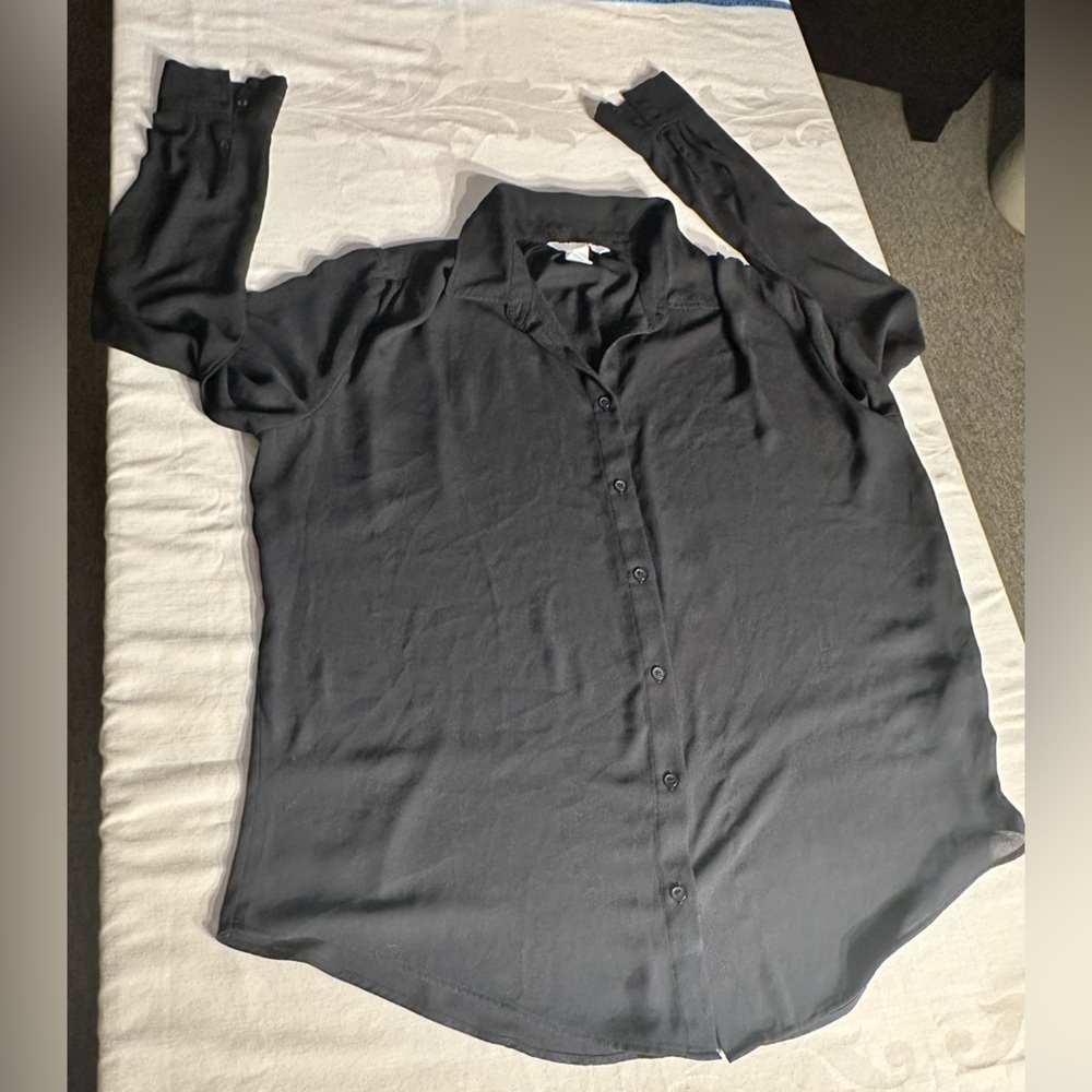 H&M Black Lightweight Button Down Blouse Size Medium Goth Cosplay Whimsigoth - Picture 6 of 8